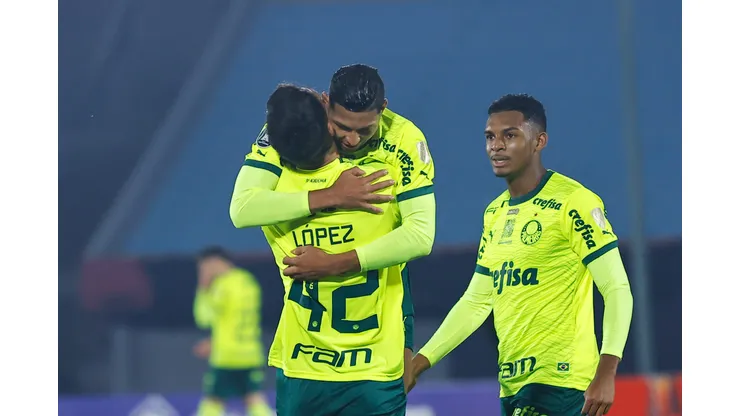Jogadores do Palmeiras comemoram gol em partida da Libertadores (Foto de Ernesto Ryan/Getty Images)