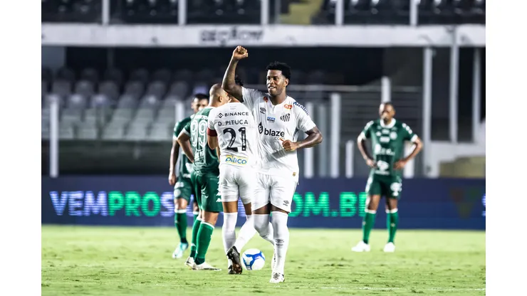 Gil teve gol anulado na vitória do Peixe