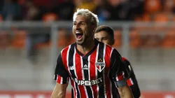 Calleri comemorando seu gol contra o Cobresal. Foto: Rubens Chiri/São Paulo FC