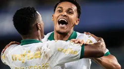 Lázaro e Luis Guilherme comemoram juntos gol pelo Palmeiras. Foto: Gil Gomes/AGIF