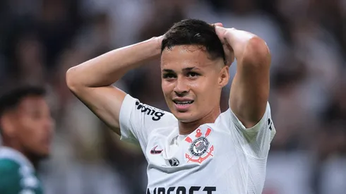 Matheus Araújo não recebe chances com o técnico do Corinthians.