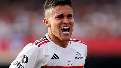 Rodrigo Nestor em partida da Copa do Brasil 2023 (Foto: Ricardo Moreira/Getty Images)