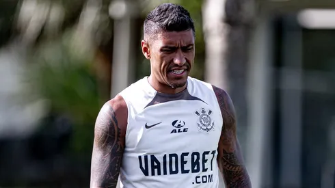 Paulinho ainda não sabe se vai ficar no Corinthians.