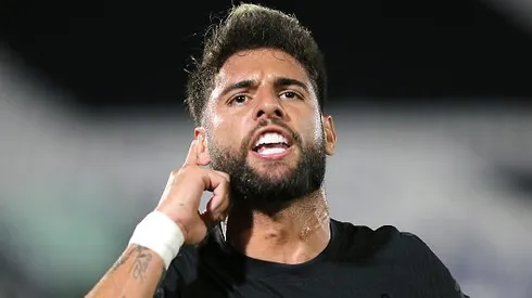 Yuri Alberto comemorando seu gol em jogo entre Nacional-PAR e Corinthians, no Estádio Defensores del Chaco, pela Copa Sul-Americana, no dia 07/05/2024. Foto: Christian Alvarenga/Getty Images