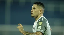 Paulinho: gol que manteve os 100% do Galo (Foto: Pedro Souza / Atlético)