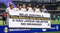 Atletas do Santos antes da partida contra o Guarani