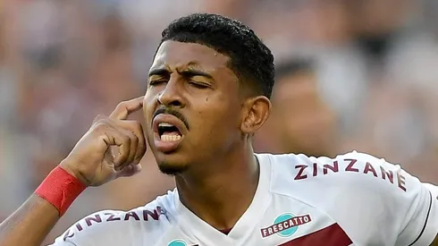 John Kennedy comemora gol no Carioca 2024. Atacante deve ser negociado em julho.