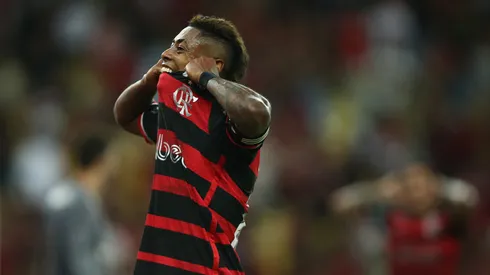 Flamengo e Corinthians marcam sexta rodada do Brasileirão com clássico.
