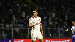 Diego Pituca em partida do Santos na Série B 2024