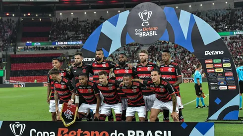 Jogadores do Flamengo posam para foto antes na partida contra Amazonas