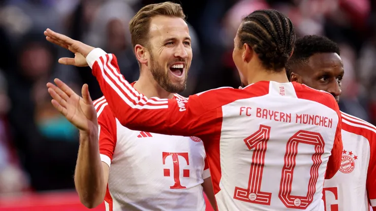 Harry Kane e Sané em partida da Bundesliga (Foto: Alexander Hassenstein/Getty Images)