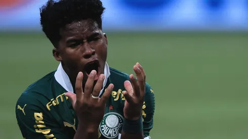 Endrick revelou conselhos da mãe.