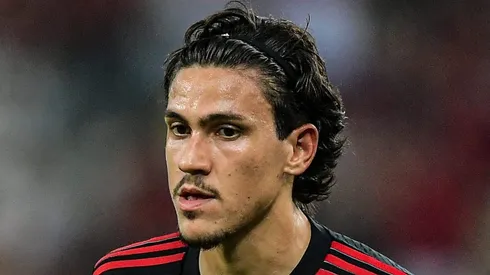 Pedro durante partida pela Copa do Brasil. Camisa 9 sofre críticas da Nação.