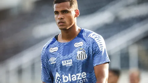 Enzo Monteiro não foi relacionado para o jogo do Peixe