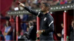 Foto: Daniel Jayo/Getty Images - Treinador do Corinthians