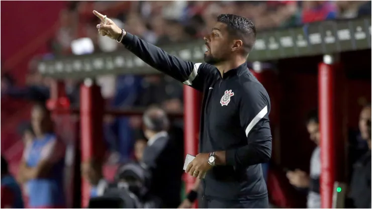 Foto: Daniel Jayo/Getty Images - Treinador do Corinthians