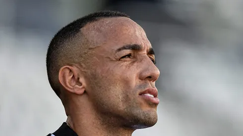 Marçal durante partida do Campeonato Carioca. Futuro do atleta é indefinido.