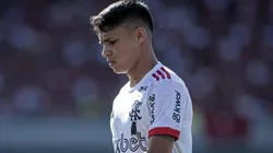 Pênalti em Luiz Araújo não foi marcado pelo VAR