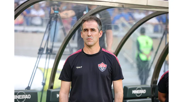 Léo Condé negou procura do Vasco.