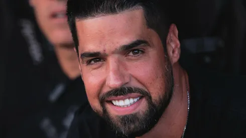 António Oliveira mora no CT do Corinthians para fazer trabalho dar certo