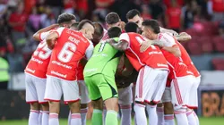 RS - PORTO ALEGRE - 28/04/2024 - BRASILEIRO A 2024, INTERNACIONAL X ATLETICO-GO - Jogadores do Internacional antes da partida contra Atletico-GO no estadio Beira-Rio pelo campeonato Brasileiro A 2024. Foto: Maxi Franzoi/AGIF