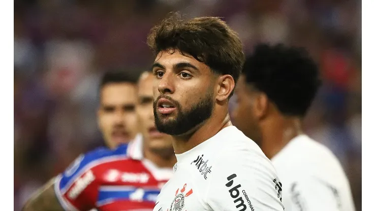 Yuri Alberto reencontra o Fortaleza com a camisa do Corinthians. Foto: Alexandre Lago/AGIF