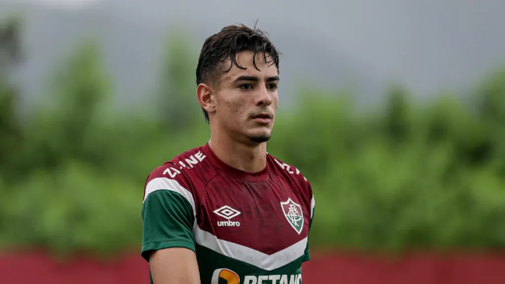 Foto: Lucas Merçon/Fluminense - Felipe Andrade pode ganhar vaga no time titular do Fluminense