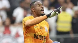 Carlos Miguel tem contrato com o Corinthians até 2025