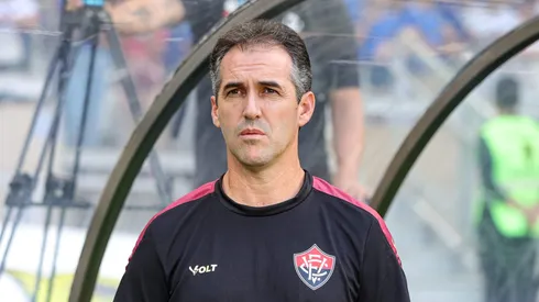 Léo Condé assumiu o Leão no início do ano passado e foi campeão da Série B. Foto: Gilson Lobo/AGIF