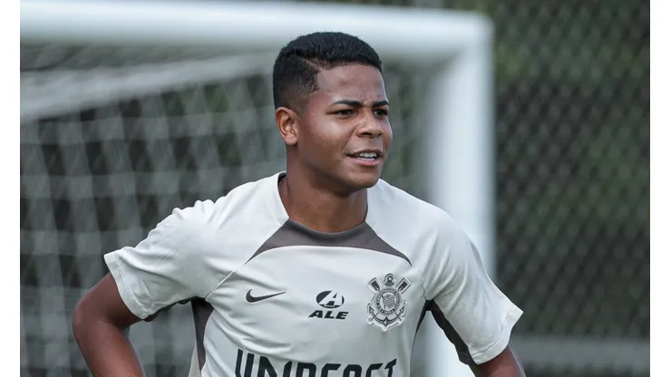 Wesley entrou na mira de gigantes da Europa e pode deixar o Timão