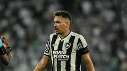 Eduardo foi o capitão do time no jogo de ontem. Foto: Thiago Ribeiro/AGIF