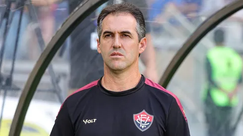 Léo Condé falou após especulações no Vasco.