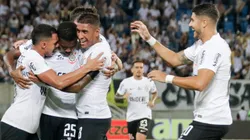 RN - NATAL - 01/05/2024 - COPA DO BRASIL 2024, AMERICA NATAL X CORINTHIANS jogador do Corinthians comemora gol com jogadores do seu time durante partida contra o America Natal no estadio Arena das Dunas pelo campeonato Copa Do Brasil 2024. Foto: Augusto Ratis/AGIF