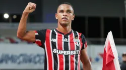Juan brilhou com a camisa do São Paulo contra o Águia de Marabá, com dois gols