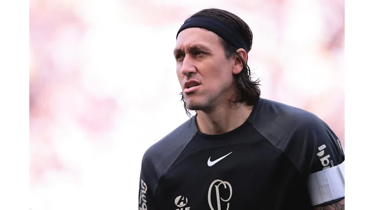 Cássio vive período no banco de reservas do Corinthians