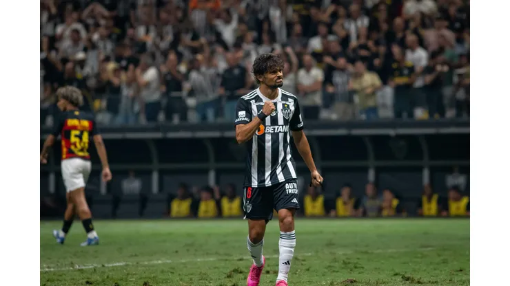 MG - BELO HORIZONTE - 30/04/2024 - COPA DO BRASIL 2024, ATLETICO-MG X SPORT -Gustavo Scarpa jogador do Atletico-MG durante partida contra o Sport no estadio Arena MRV pelo campeonato Copa Do Brasil 2024. Foto: Fernando Moreno/AGIF