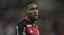 Lorran começa a ganhar espaço no time de Tite