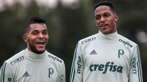 SP - Sao Paulo - 22/05/2017 - Treino do Palmeiras - Borja e Mina durante treino no CT Academia de Futebol.