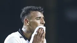 Luciano Rodríguez durante partida no Allianz Parque. Atacante negocia com o Verdão.