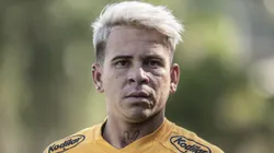 Soteldo não ficou nem no banco no jogo Grêmio x Operário