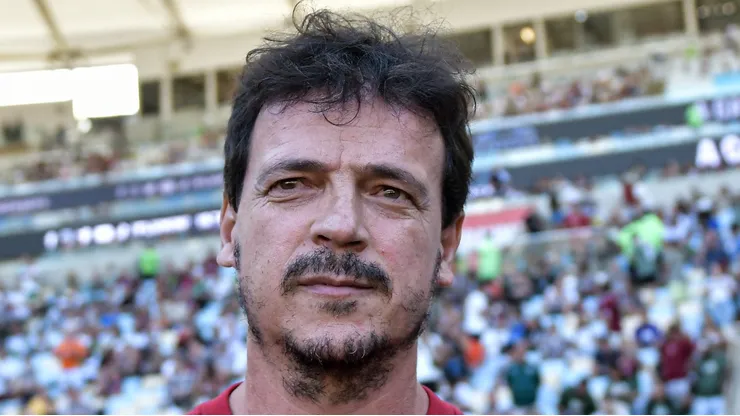 RJ - RIO DE JANEIRO - 20/04/2024 - BRASILEIRO A 2024, FLUMINENSE X VASCO - Fernando Diniz tecnico do Fluminense durante partida contra o Vasco no estadio Maracana pelo campeonato Brasileiro A 2024.
