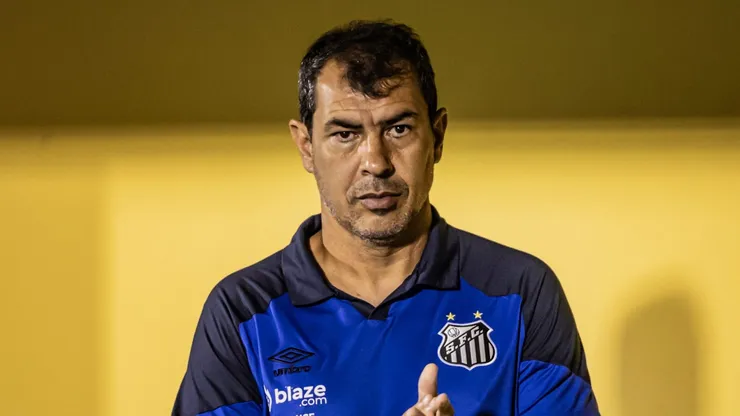 Carille vai acompanhar de perto a evolução do jogador em campo