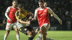 Jogadores de Criciúma e Internacional