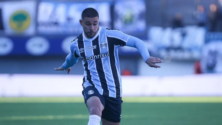Gustavo Nunes em partida do Brasileirão