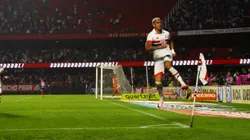 Luciano jogador do São Paulo comemora gol. Foto: Marco Miatelo/AGIF