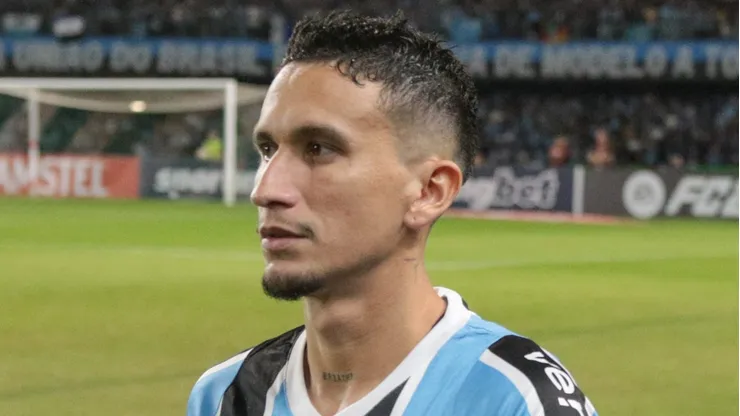 Foto: Robson Mafra/AGIF