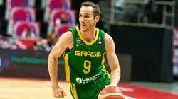 Veterano, Marcelinho Huertas é um dos líderes do time brasileiro que disputará o Pré-Olímpico