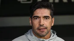 Abel Ferreira durante partida contra o Atlético-MG. Treinador dispensa meio-campista.