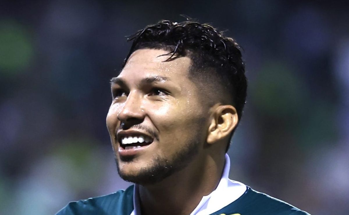 Rony é criticado por curtida contra Gabigol no Palmeiras