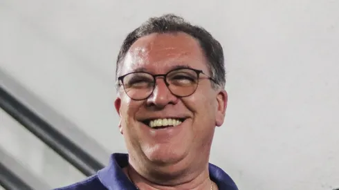 Marcelo Teixeira na Vila Belmiro. Presidente fecha acordo para o Peixe.